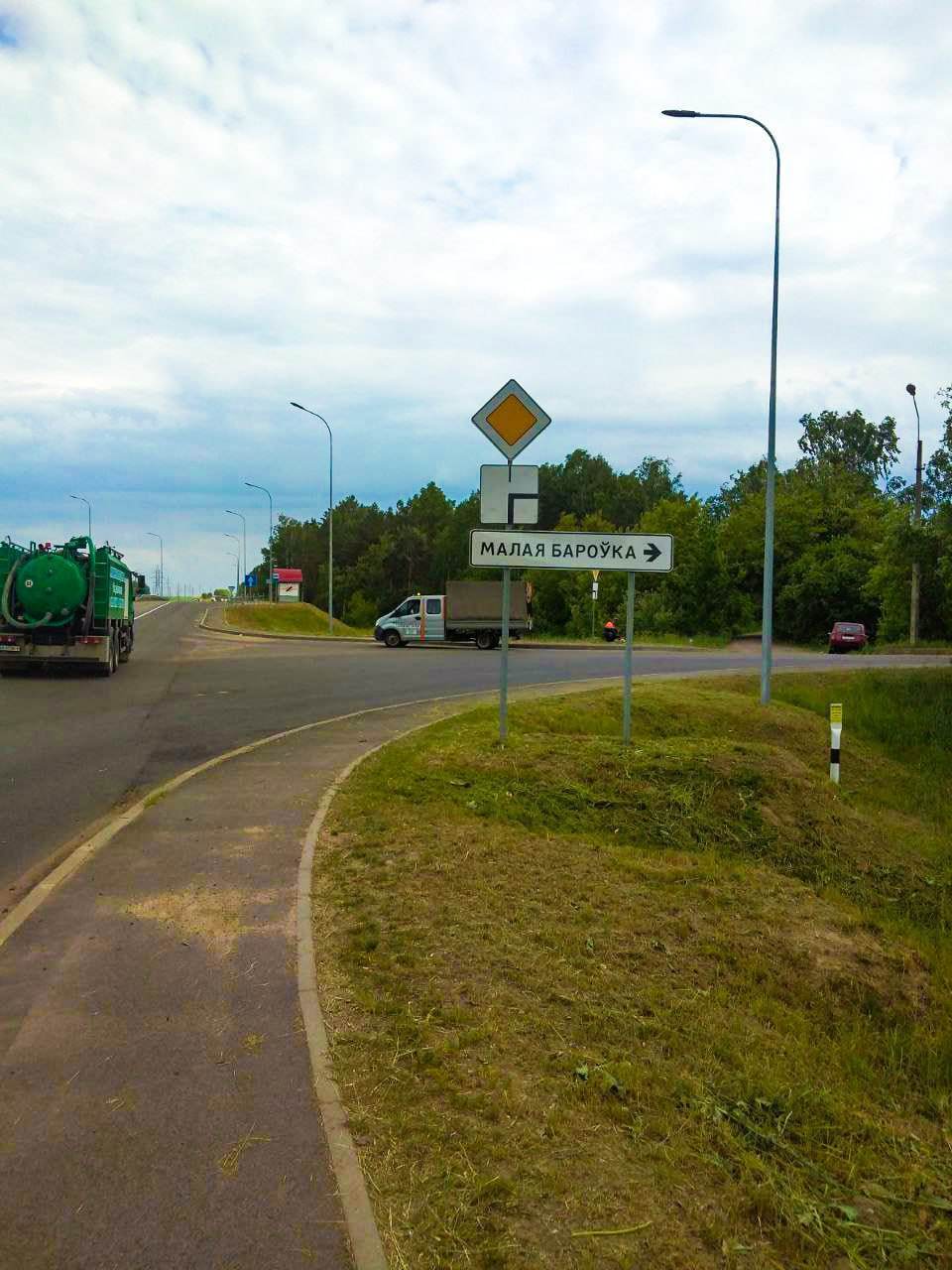 Главная дорога в Малой Боровке