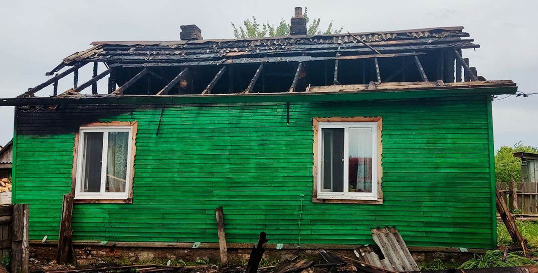 В Костюковичах на пожаре в доме с установленными пожарными извещателями едва не погибла женщина. Почему не сработала защита?
