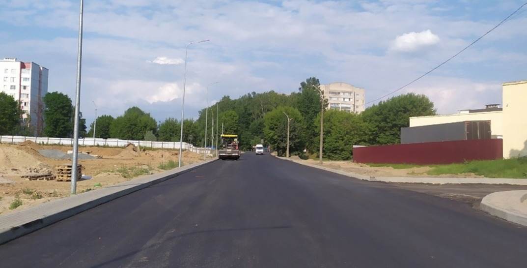 Дорогу в Витебском тупике в Могилеве заасфальтировали