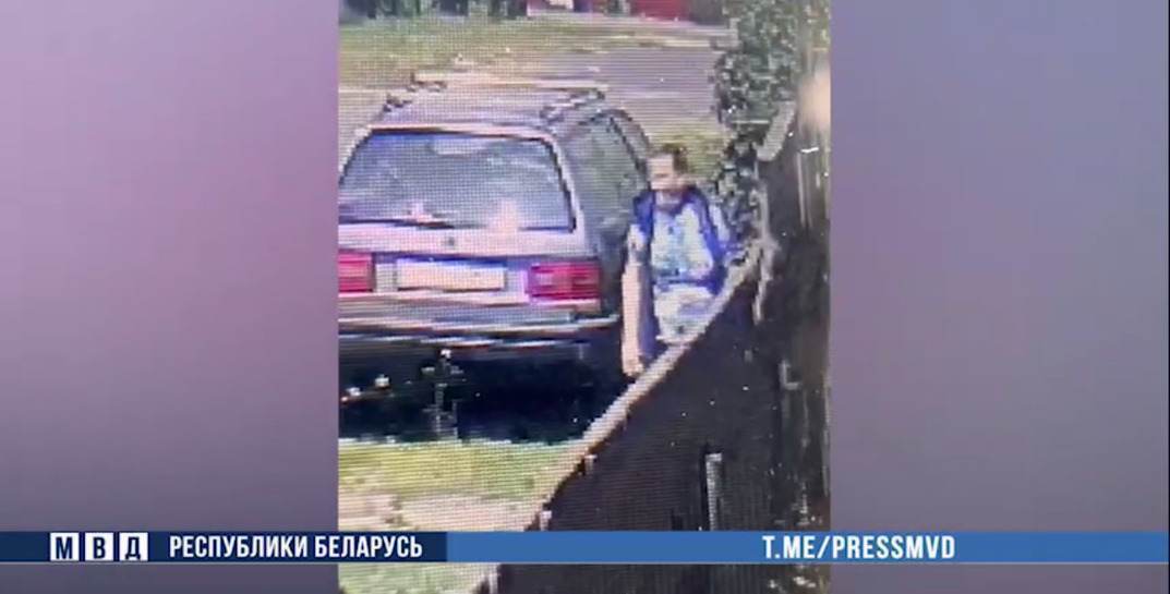 В Могилеве женщина под видом сотрудницы электросетей зашла в дом к 91-летней пенсионерке и требовала от нее деньги, угрожая ножом