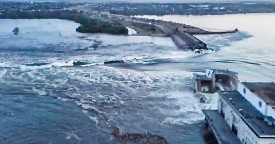 The New York Times: американские спутники-шпионы зафиксировали взрыв на плотине Каховской ГЭС перед разрушением
