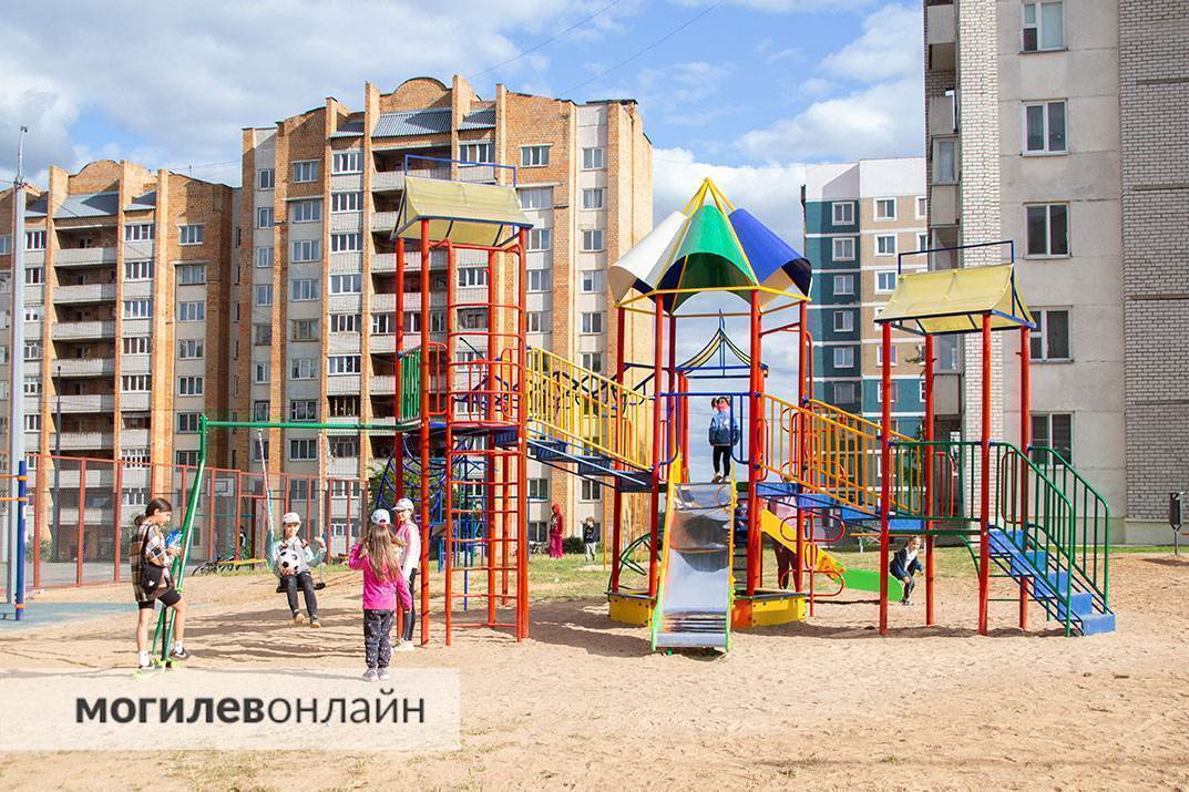 Площадка в микрорайоне Техноприбор — готова! Открытие сегодня, но функционал нового объекта уже оценили малыши и взрослые