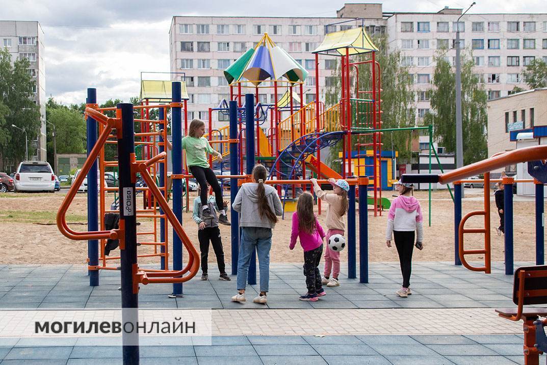 Площадка в микрорайоне Техноприбор — готова! Открытие сегодня, но функционал нового объекта уже оценили малыши и взрослые