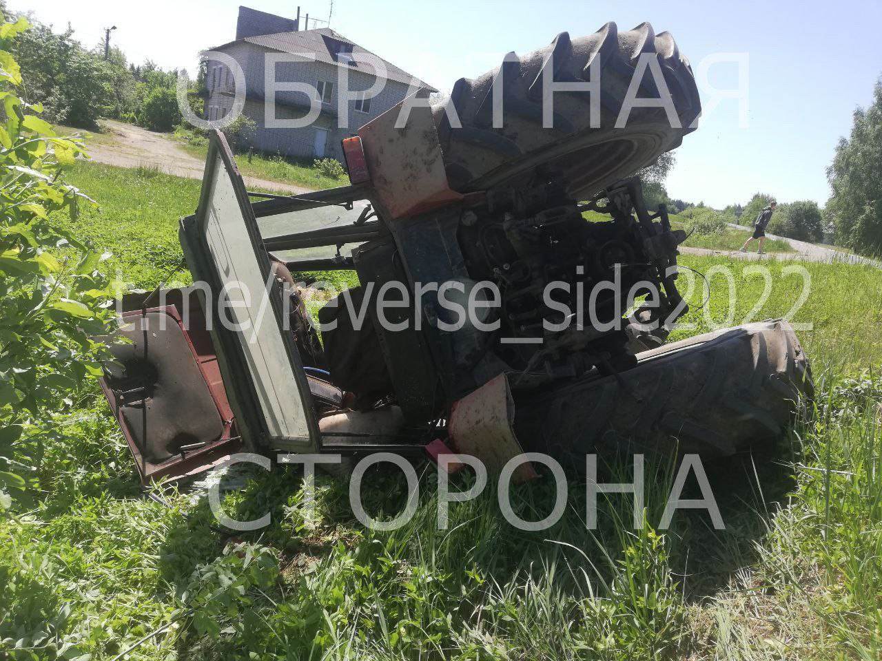 Пастух из Миорского района за один вечер угнал трактор, попал в ДТП и чуть не сгорел на пожаре
