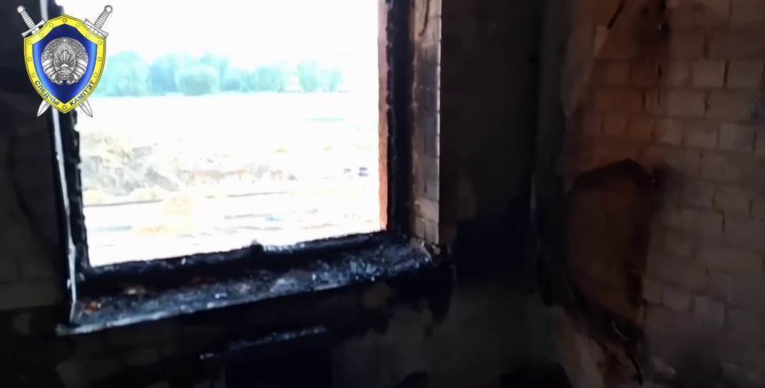 В Костюковичах на пожаре пострадали две маленькие девочки — за их жизни борются врачи