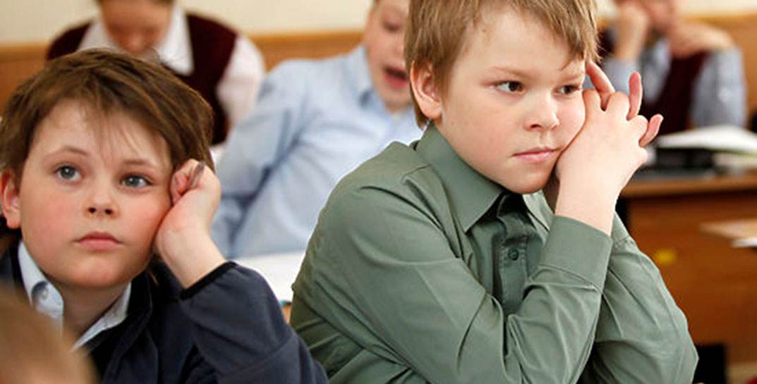 От 370 до 1 392 рублей обойдутся родителям сборы к школе в 2023 году