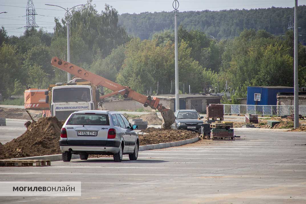 Строительство второй очереди путепровода-дублера Якубовского - Загородное шоссе в Могилеве