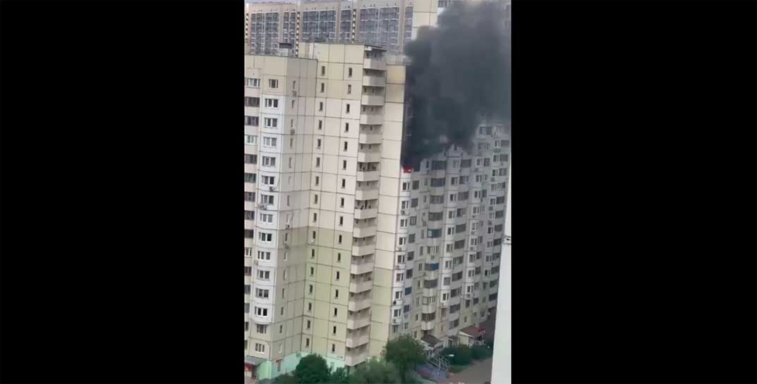 Плюс одна фобия. В московской квартире произошел мощный пожар из-за… взорвавшегося дезодоранта