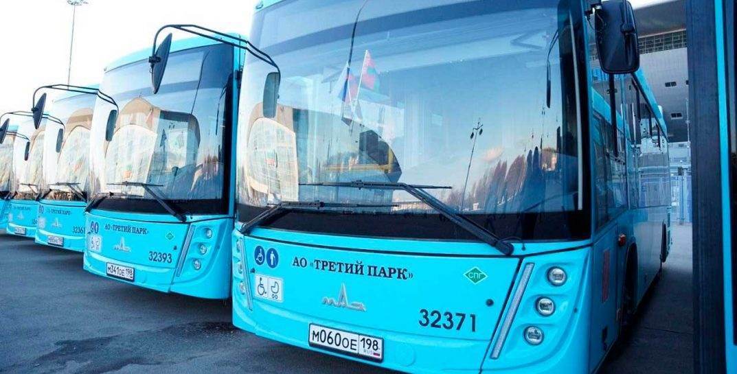 С рейсов в Санкт-Петербурге сняли 137 белорусских автобусов — из-за риска возгорания