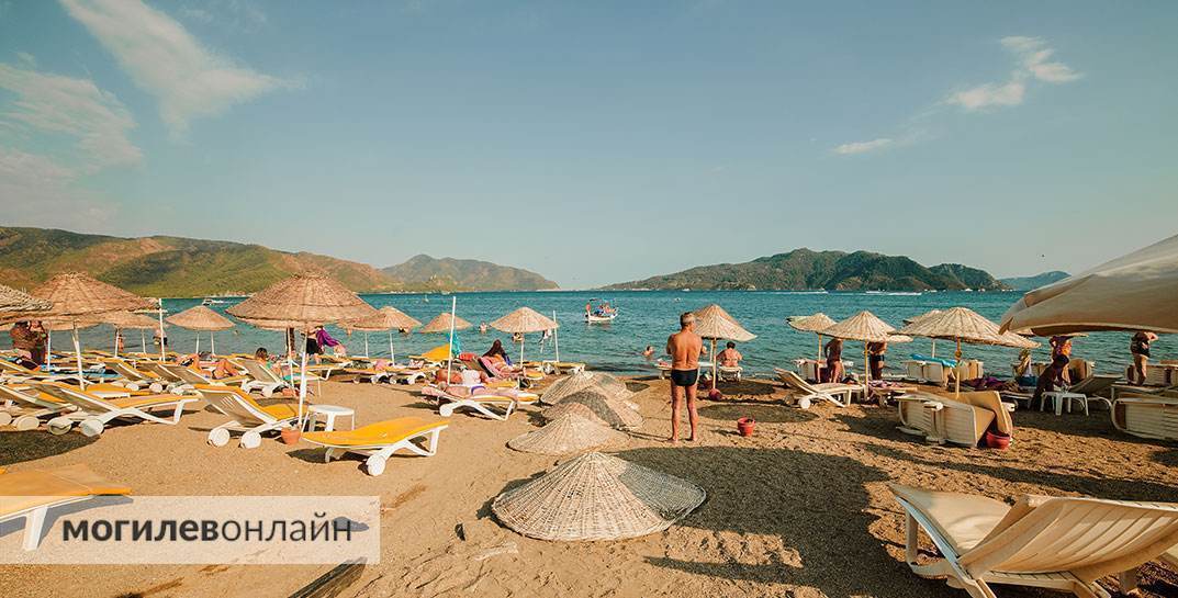 В Турции побит температурный рекорд — воздух там прогрелся до +49,5°С