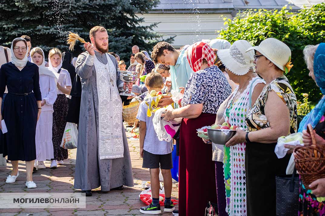 Яблочный Спас в Могилеве