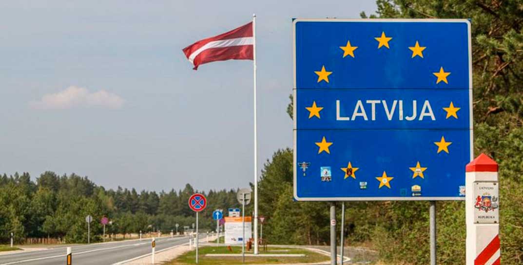 Латвия приостановила работу одного из двух пунктов пропуска на границе с Беларусью. Остался только один