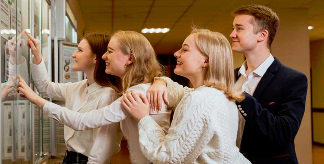 Для белорусских абитуриентов в будущем году российские вузы выделят 1300 мест по квотам