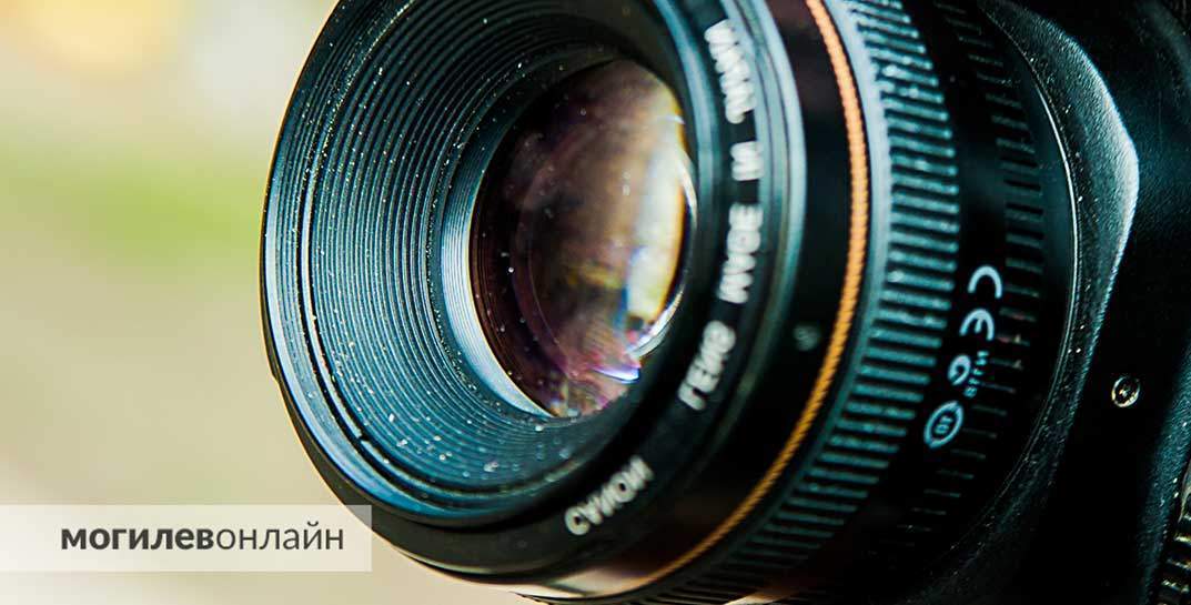 Оставлял после занятий и раздевал на камеру: учитель музыки из Минской области на протяжении 15 лет развращал учеников