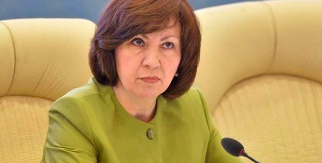 «Это не жесткая мера». Кочанова прокомментировала новые правила замены паспортов белорусам, проживающим за границей