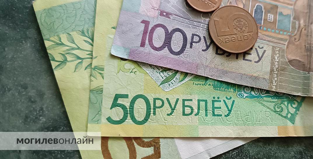 В Шкловском районе работникам предприятия не выплатили более 37 тысяч рублей отпускных — после вмешательства прокуратуры пришлось платить еще и матпомощь