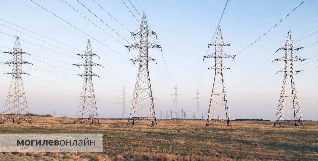 В Беларуси из-за непогоды за прошедшие сутки электричество пропадало в 842 населенных пунктах