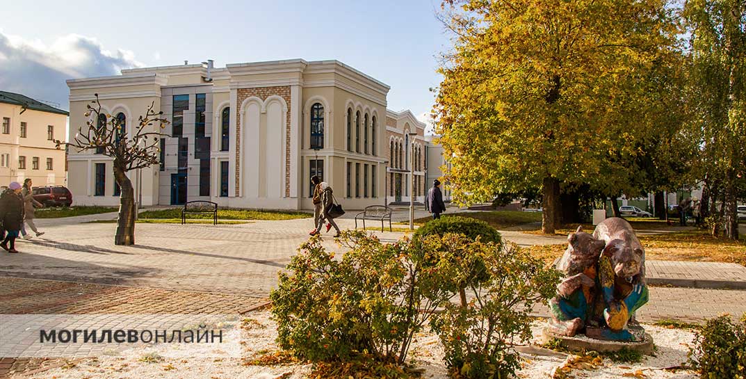 По Ленинской в Могилеве почти достроили синагогу. А точнее — многофункциональный Еврейский центр