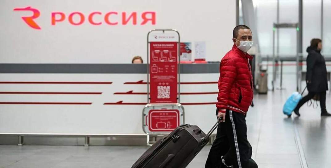 В России хотят обязать иностранцев подписывать на въезде в страну «соглашение о лояльности»