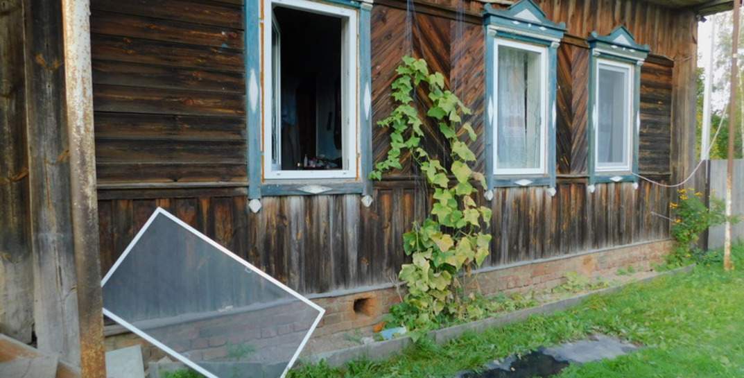 Житель Круглянского района отмечал возвращение с заработков так, что на следующий день проснулся в незнакомой деревне и устроил погром в чужом доме