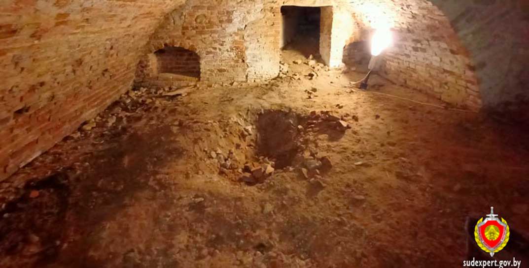 На Брестчине в подвале старой церкви нашли 20 тел, среди них — 13 детей