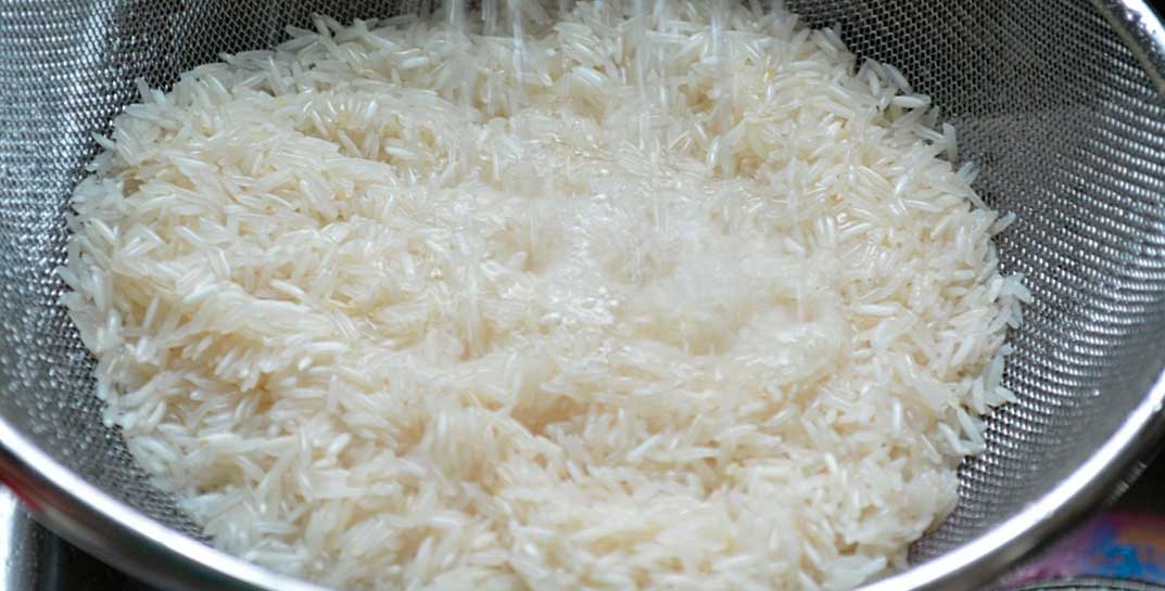 Ученые объяснили, почему нужно мыть рис. Спойлер: не потому, почему многие думают