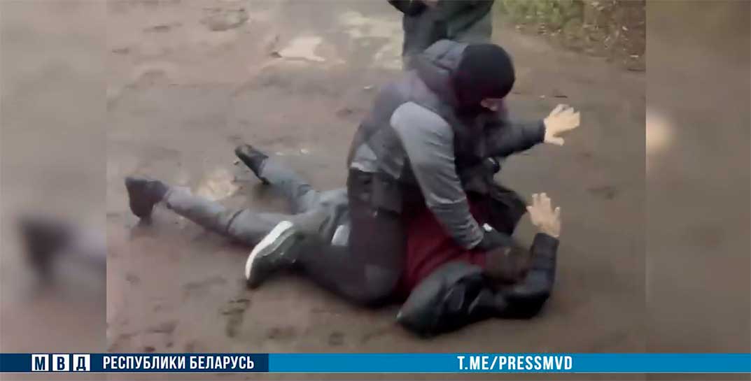 В Бобруйске за взятки жестко задержали директора завода