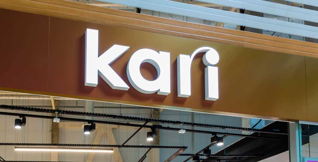 Госстандарт запретил продавать около 60 наименований детской одежды и обуви в популярной сети магазинов Kari