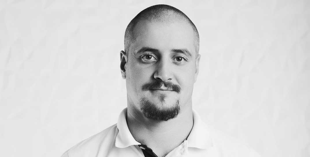 Скончался известный белорусский фристайлист Максим Густик. Спортсмену было 35 лет