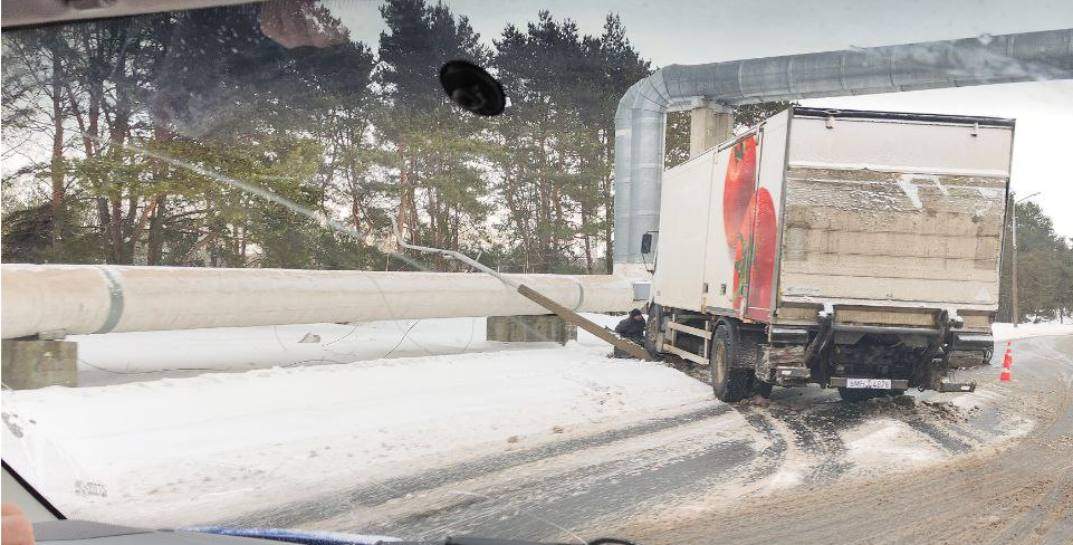 В Могилеве произошло странное ДТП с грузовиком