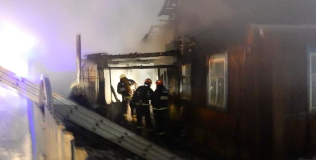 В Могилеве на улице Маркова горел дом — в результате погибла женщина