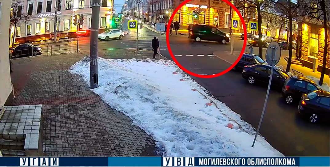 В Могилеве на пешеходном переходе водитель сбил женщину
