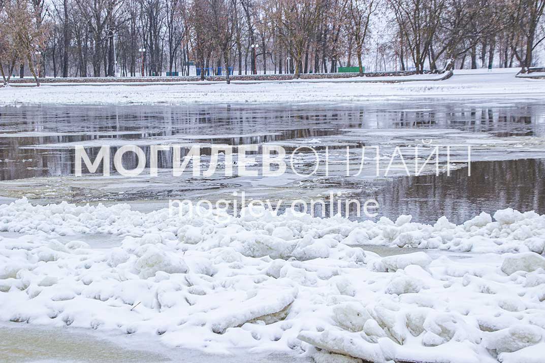 Ледоход в Могилеве