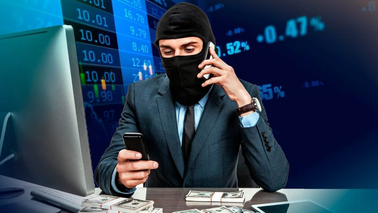 Белорус занялся инвестициями, жена уверяла, что это мошенники — муж не поверил и лишился больше 36 тысяч рублей