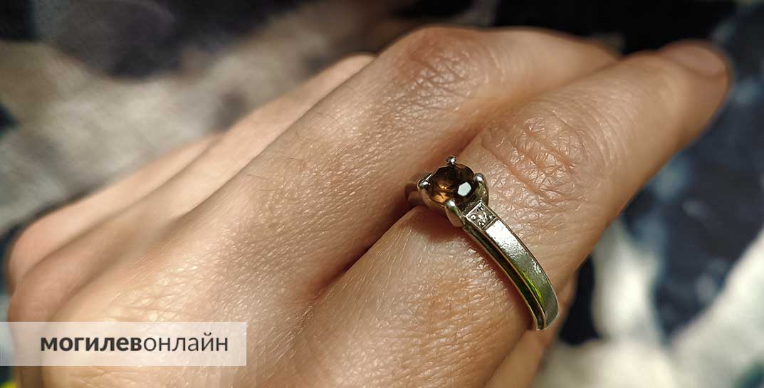 Привет из 90-х. В Слониме с пенсионерки сняли порчу… вместе с драгоценностями