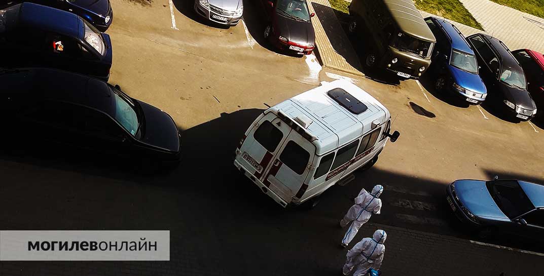 «Надбавка не менее 30% оклада» — министр здравоохранения потребовал увеличить зарплаты медперсоналу