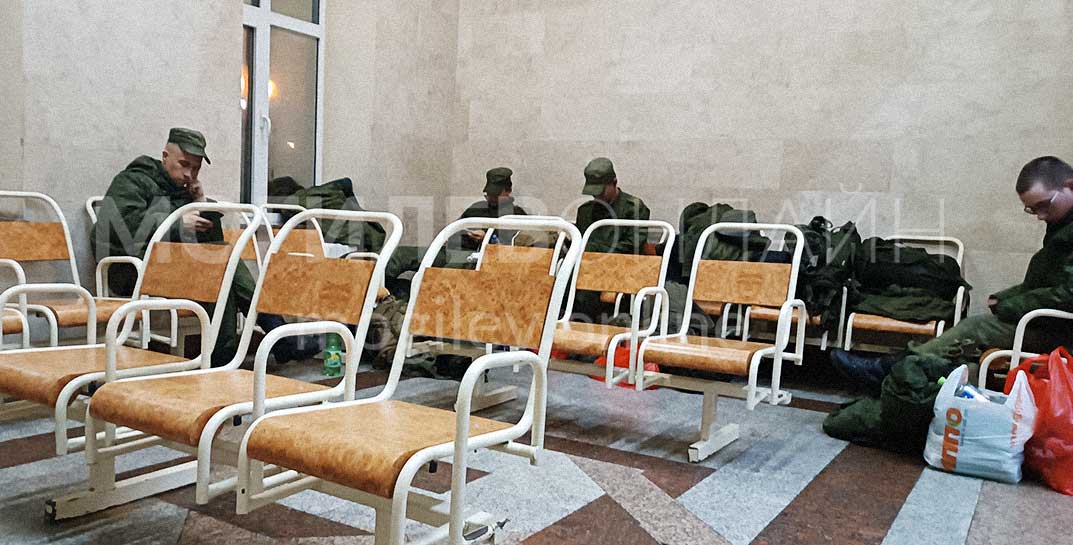 Парень из Глусского района, которого призвали в армию с тяжелым диагнозом, подал в суд на военкомат. И выиграл