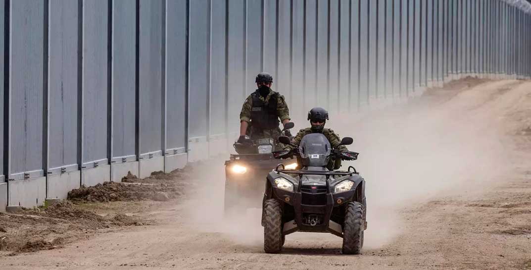 Весь 2024 год польские военные будут охранять границу с Беларусью