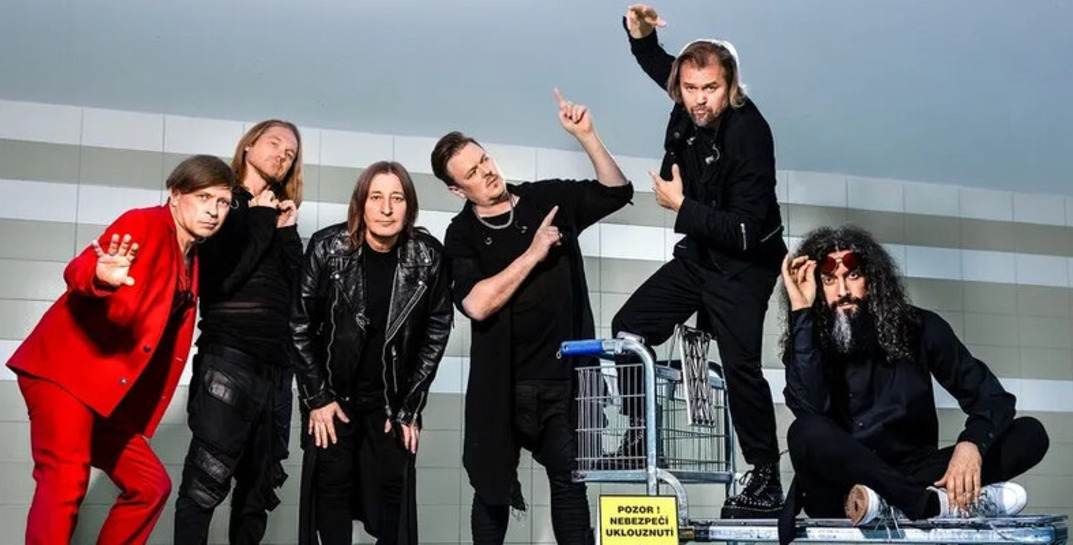 Несколько участников группы «Би-2» попросили гражданство одной из европейских стран. Вряд ли сходу догадаетесь, какой именно