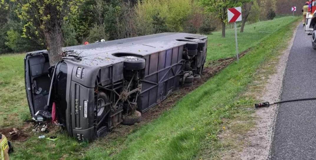 В Польше опрокинулся белорусский автобус с пассажирами, пострадали семь человек