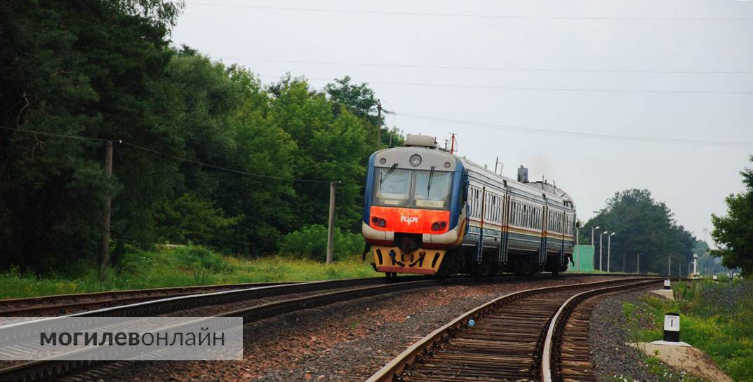 На майские праздники в Беларуси пустят почти 100 дополнительных поездов