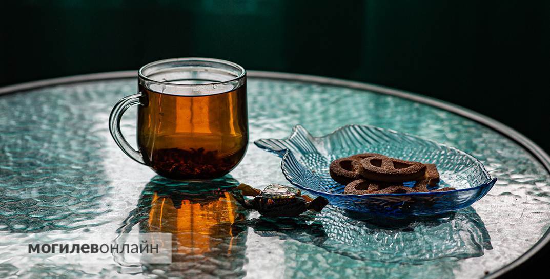 Роспотребнадзор заявил, что плесень в популярных российских чае и кофе появилась из-за неправильного хранения продукции в Беларуси