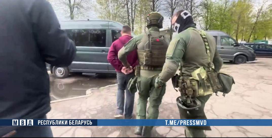 В Беларуси за взятки задержаны 23 должностных лица строительных и агропредприятий