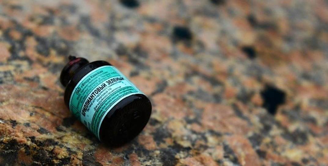 В Витебске вор хотел помешать своей жертве дать показания, поэтому облил ее зеленкой у здания суда
