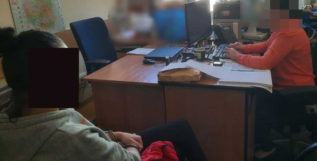 В Варшаве задержали польку, которая напала на белоруску из-за того, что та говорила на русском языке, и отправляла ее «обратно в Украину»