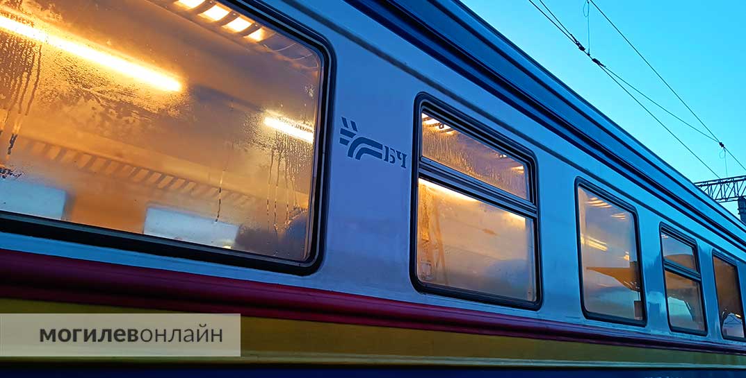 С 1 мая начала действовать сезонная льгота для пенсионеров на проезд в электричках