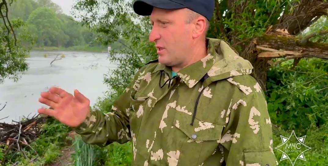 Ветеран МЧС на водоеме в Дрибинском районе спас мужчину, который был уже без сознания