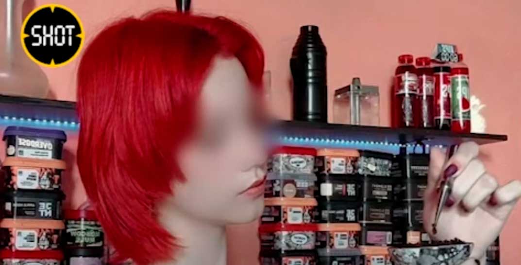 Жительница Екатеринбурга выпала с 18 этажа. Девушка сумела хладнокровно сгруппироваться в полете — и не только осталась жива, но и полностью выздоровеет, согласно прогнозам врачей