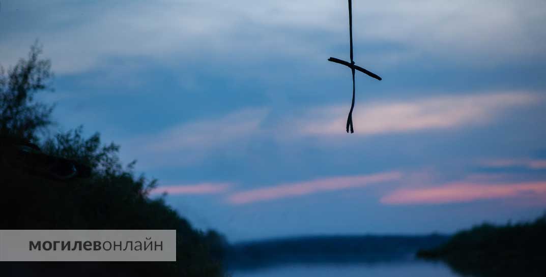 В Витебске после неудачного прыжка на тарзанке утонула 21-летняя девушка