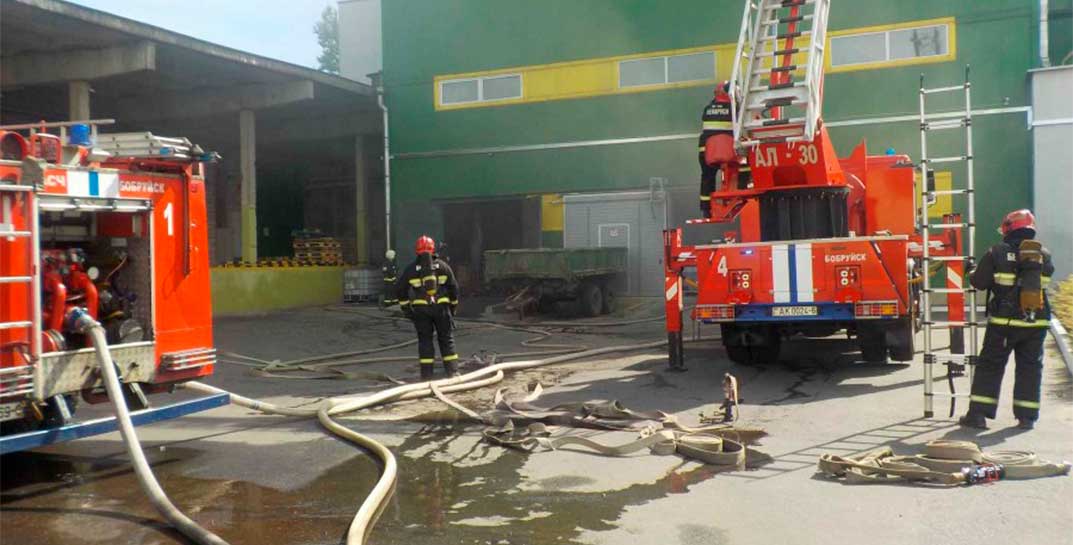 Серьезный пожар произошел на Бобруйском заводе рапсовых масел